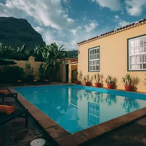 hotel-rural-la-casa-amarilla.tenerifehoteles.net/