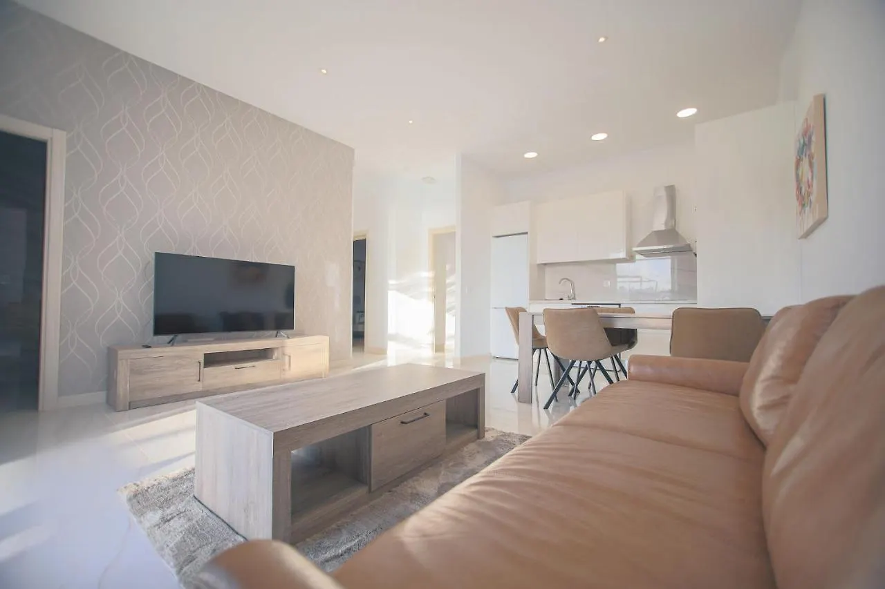 Atlantico Plaza 1A - 3 Beds - 2 Baths Apartamento Puerto del Carmen  0*, Puerto del Carmen (Lanzarote) Espanha